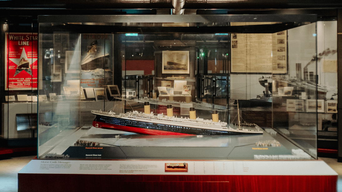 An image of a small replica of the Titanic in Ulster Transport Museum